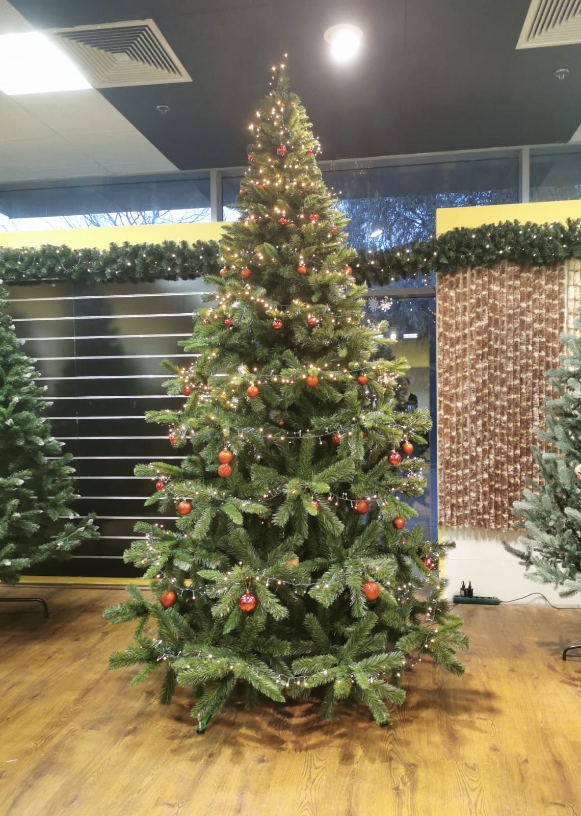 Evergreen 350 cm-es klasszikus műfenyő